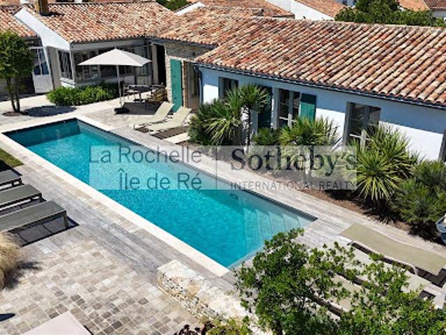 Maison vente à La Rochelle, Loix