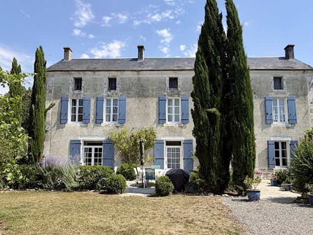 Maison vente à Saint-Jean-d'Angély, La Villedieu