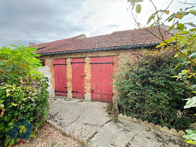 Maison vente à Georges, Clugnat