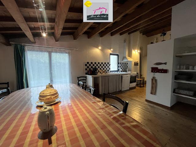 Maison vente à Narbonne, Cascastel-des-corbières