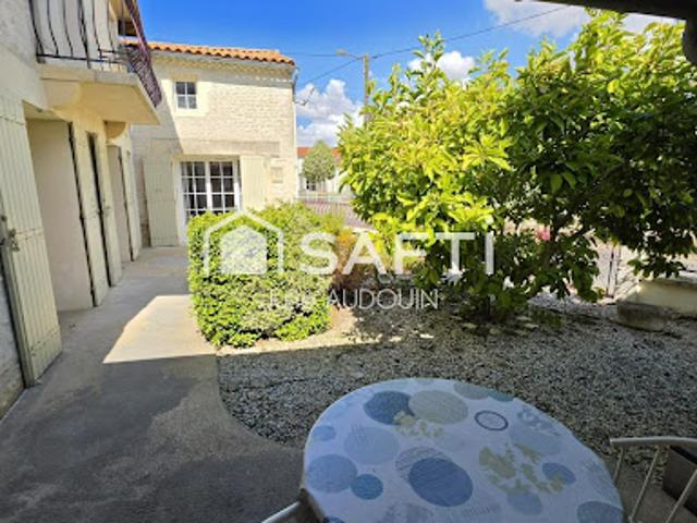 Maison vente à Saint-Jean-d'Angély, La Brousse