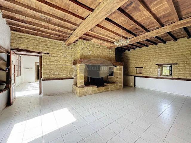Maison vente à Sotoum, Larroque