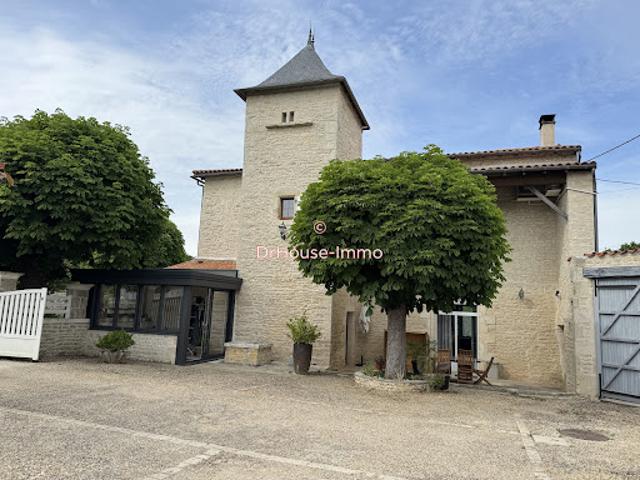 Maison vente à Ruffec, Charente