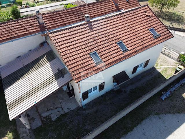Maison vente à Roumazières-Loubert, Terres-de-Haute-Charente