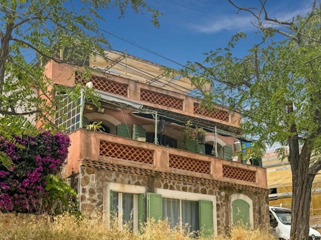 Maison vente à Arrondissement de Toulon, Carqueiranne