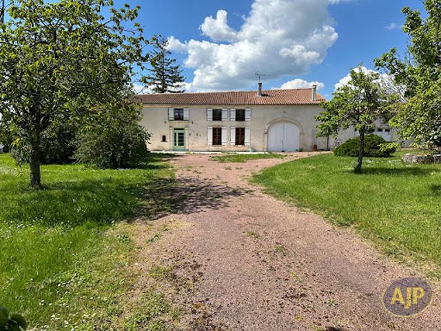 Maison vente à Jonzac, Jarnac-champagne
