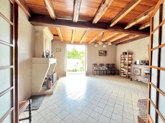 Maison vente à Saintes, Saint-césaire