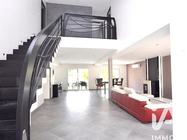 Maison vente à Verville, Bruyères-le-Châtel