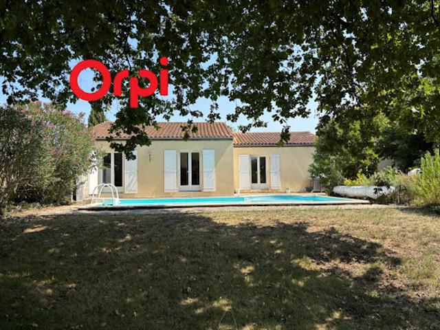 Maison vente à Échillais, Ville d'Enver