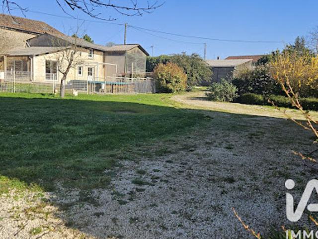 Maison vente à Montmorillon, Voulême