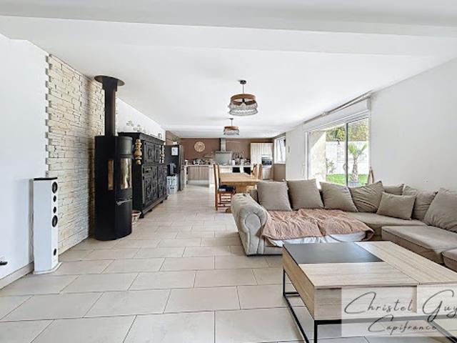 Maison vente à France métropolitaine, Vaas