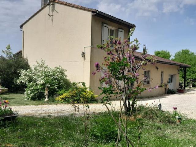 Maison vente à Confolens, Aigre