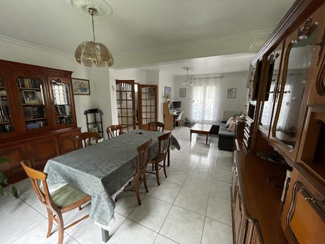Maison vente à Évry, Yerres
