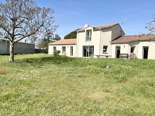 Maison vente à Nantes, Machecoul