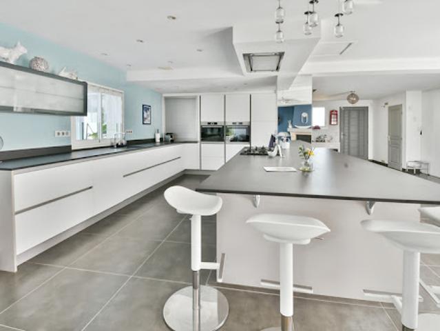 Maison vente à Saint-Jean-d'Angély, Chantemerle-sur-la-soie
