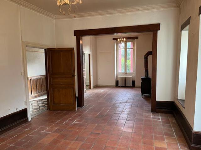 Maison vente à Angoulême, Écuras