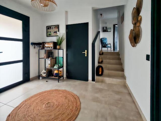 Maison vente à Nîmes, Les Angles