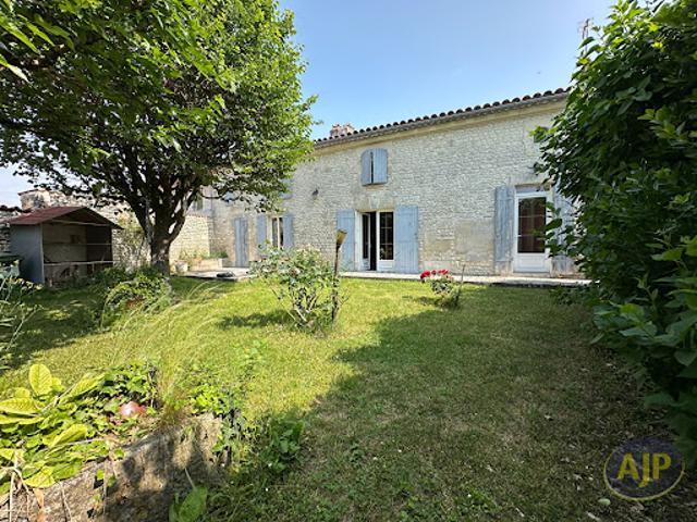 Maison vente à Jonzac, Saint-seurin-de-palenne