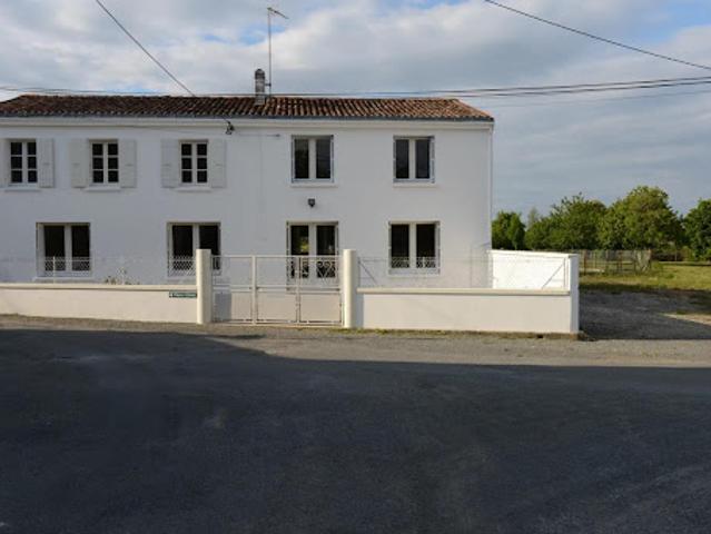 Maison vente à Saintes, Ecoyeux