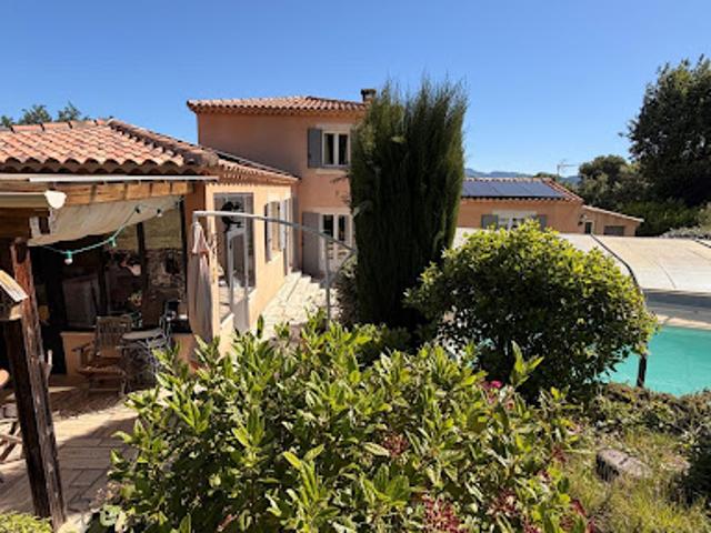 Maison vente à Carpentras, Faucon
