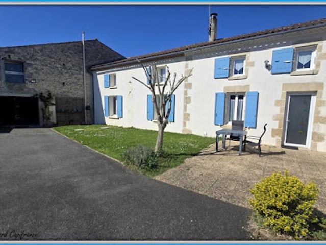 Maison vente à Saint-Jean-d'Angély, Paillé