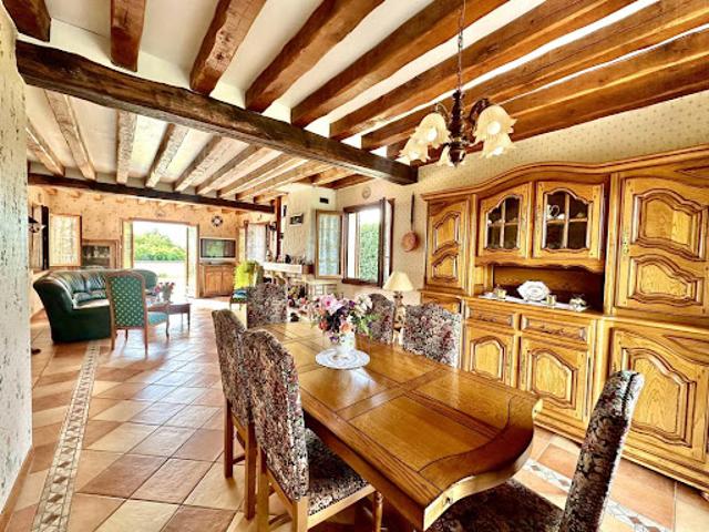 Maison vente à Fontainebleau, Chaintreaux