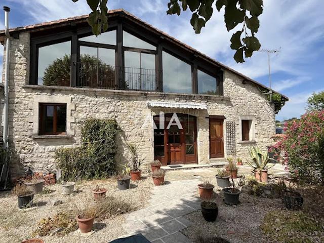 Maison vente à Confolens, Fontenille