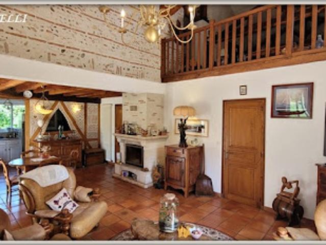 Maison vente à Agen, Fals