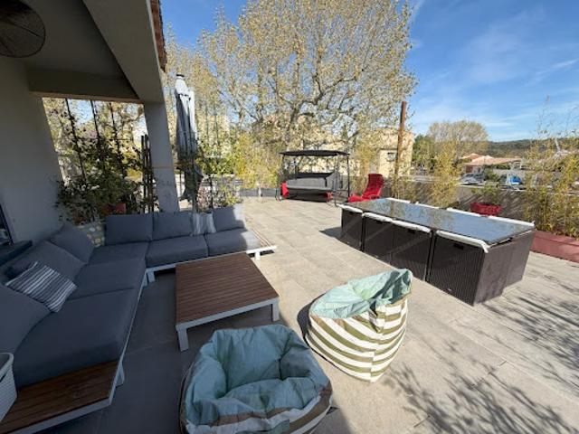 Maison vente à Aix-en-Provence, Gréasque