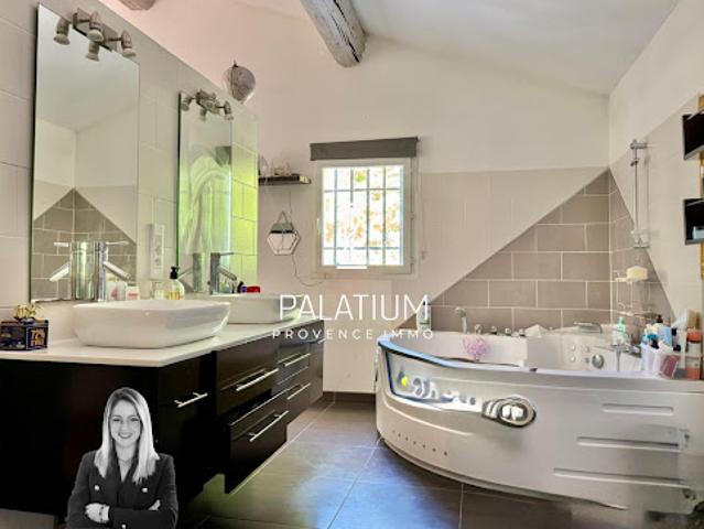 Ferme vente à Aix-en-Provence, Salon-de-provence