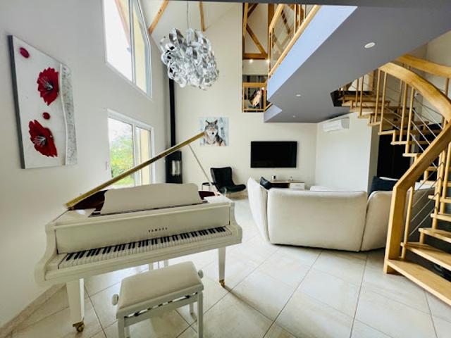 Maison vente à Villefranche-de-Rouergue, Roussennac