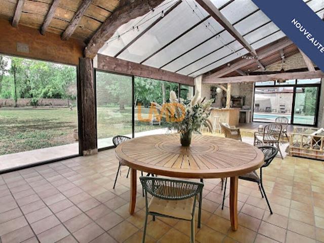 Maison vente à Saint-Jean-d'Angély, Loiré-sur-nie