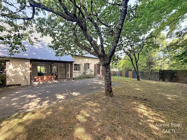 Maison vente à Zone d'activités de la Prévalaye, Ombrée d'Anjou