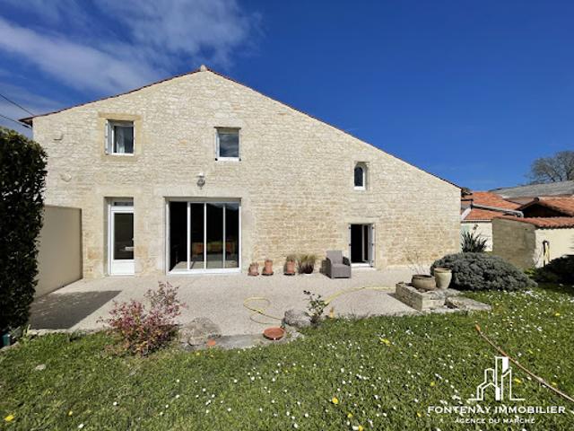 Maison vente à Fontenay-le-Comte, Fontenay-le-comte