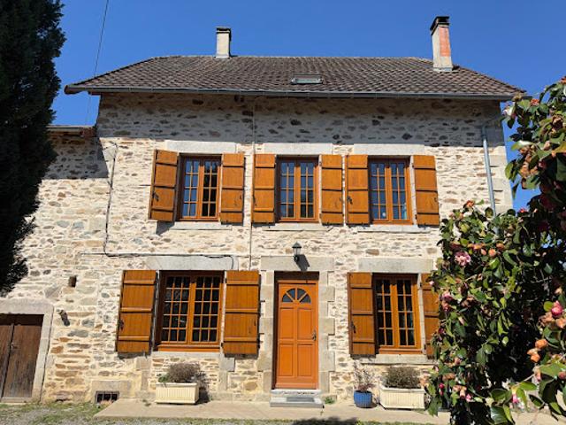 Maison vente à Rochechouart, Champsac