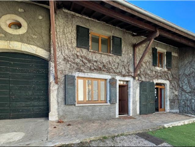 Maison vente à Gex, Auvergne-Rhône-Alpes
