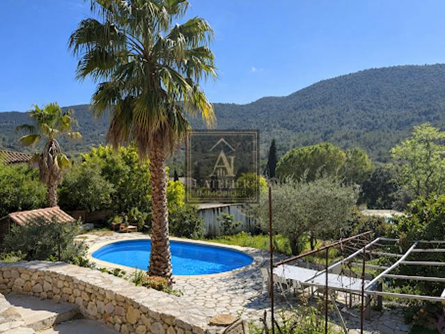 Maison vente à Arrondissement de Toulon, Solliès-toucas