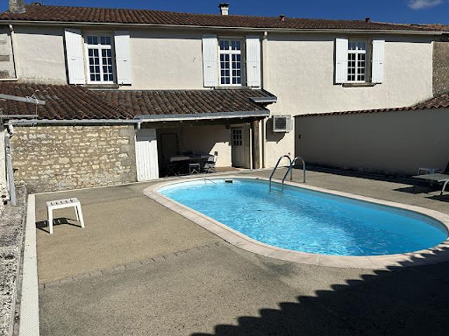 Maison vente à Saint-Jean-d'Angély, Bignay