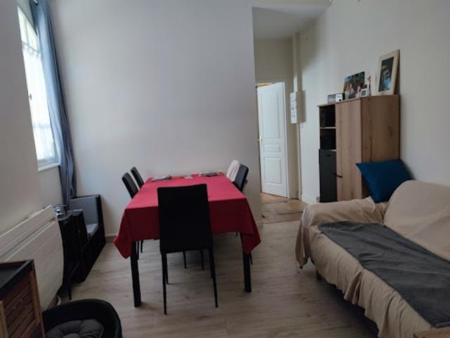 Maison vente à Angoulême, Chalais