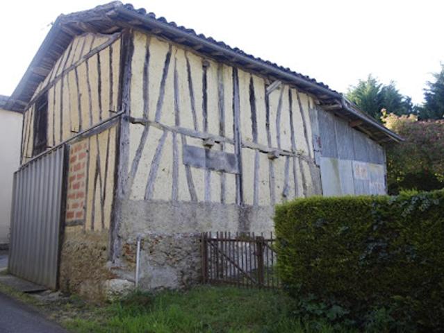 Maison vente à Condom, Dému