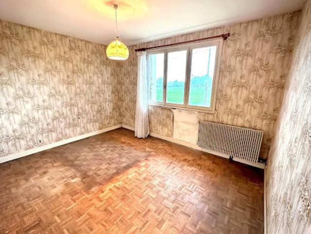 Maison vente à Confolens, Tessonnière