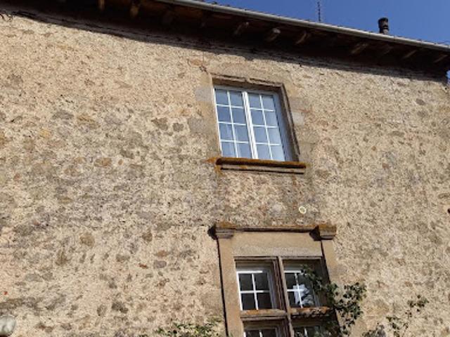 Maison vente à Rochechouart, Saint-junien