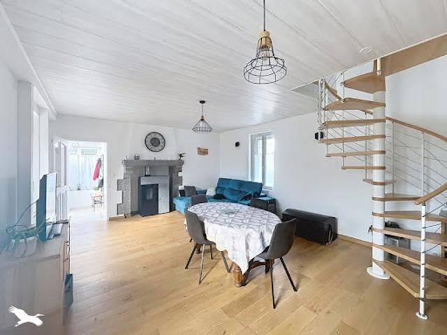 Maison vente à Gwenezhan, Bégard