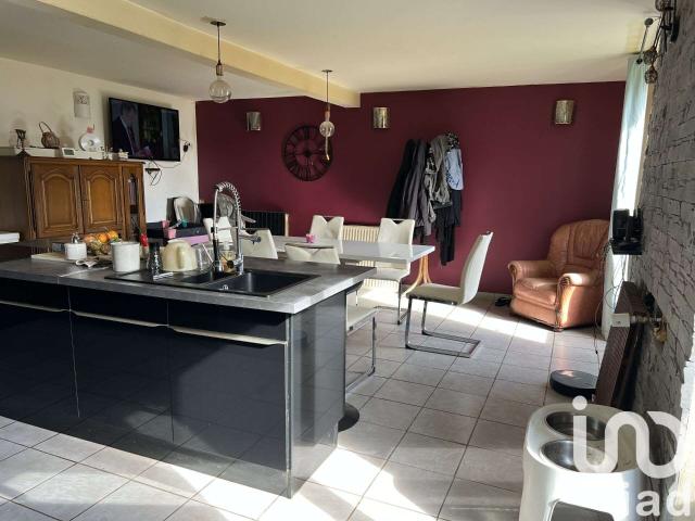 Maison vente à Confolens, Abzac