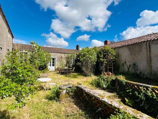 Maison vente à La Roche-sur-Yon, Apremont