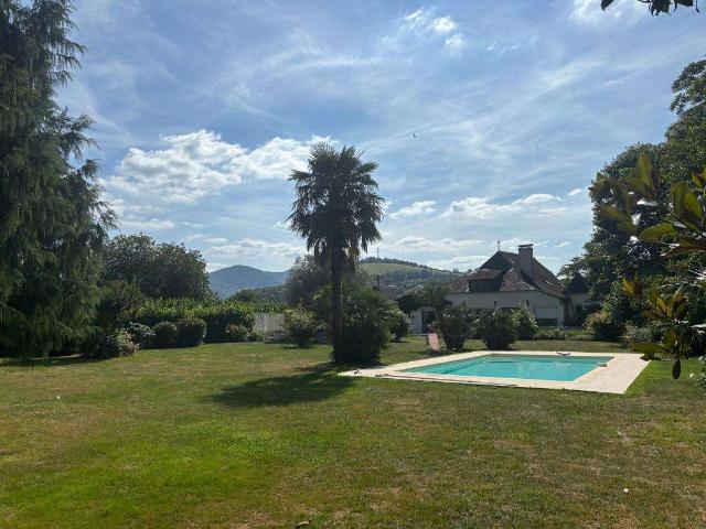 Maison vente à Oloron-Sainte-Marie, Asasp-arros