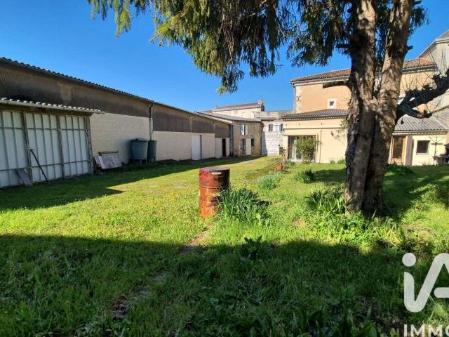 Maison vente à Cognac, Barbezieux-saint-hilaire