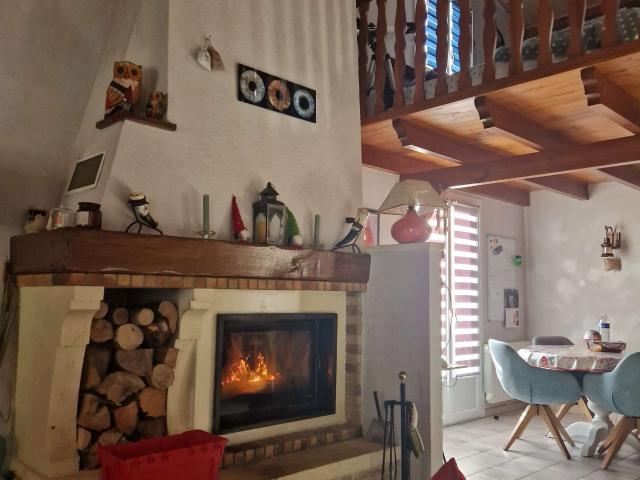 Maison vente à Saint-Jean-d'Angély, Brizambourg