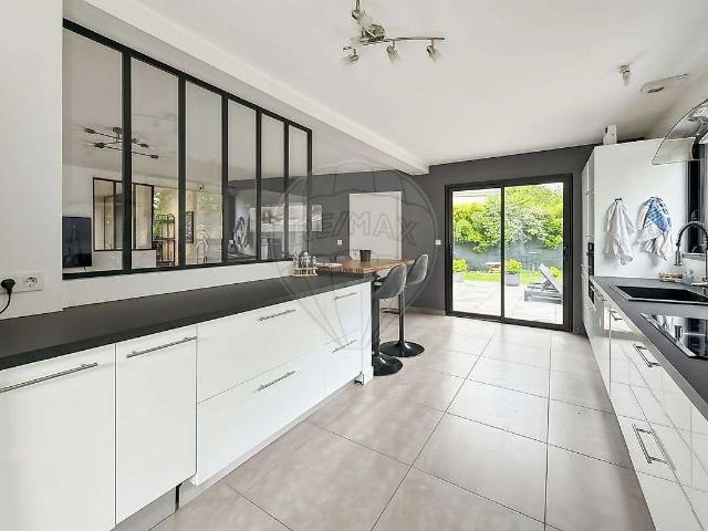 Maison vente à Nantes, Carquefou