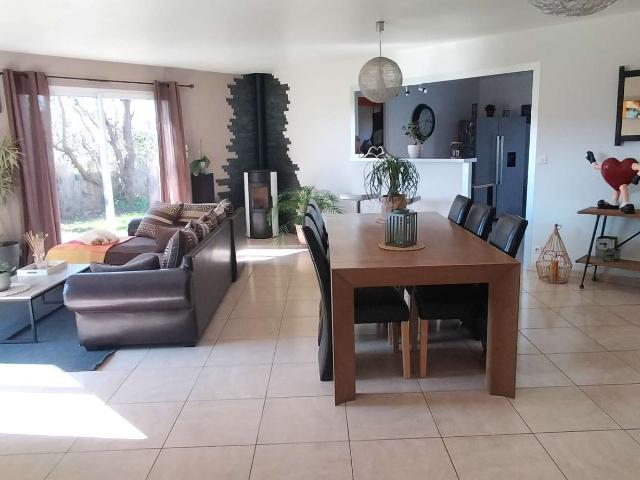 Maison vente à Cholet, Champtoceaux